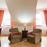 Flh Chic Chiado Exotic Spacious Residence